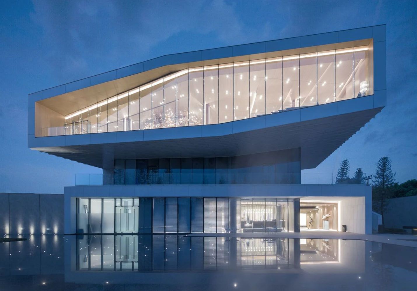Baoyi Yujiang Linfeng Marketing Center